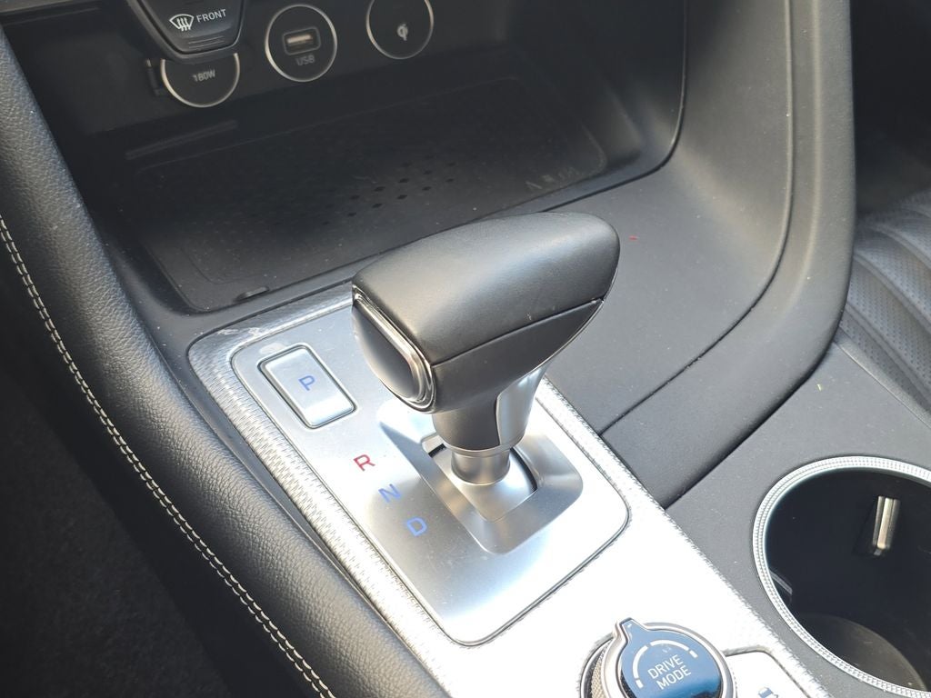 2022 Genesis G70 2.0T