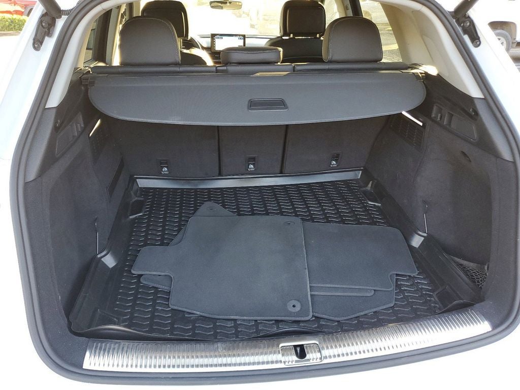 2021 Audi Q5 45 Prestige quattro