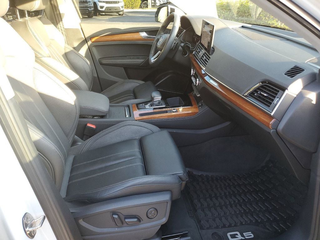 2021 Audi Q5 45 Prestige quattro