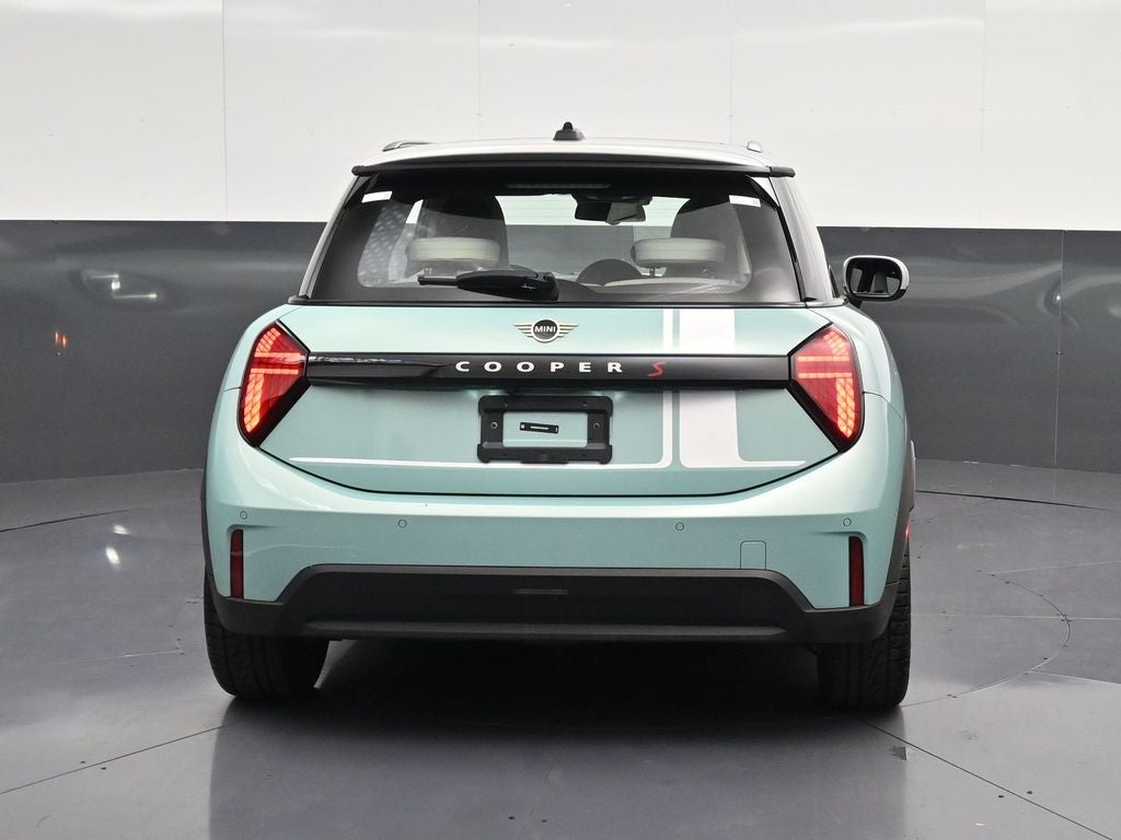 2025 MINI Cooper S Iconic