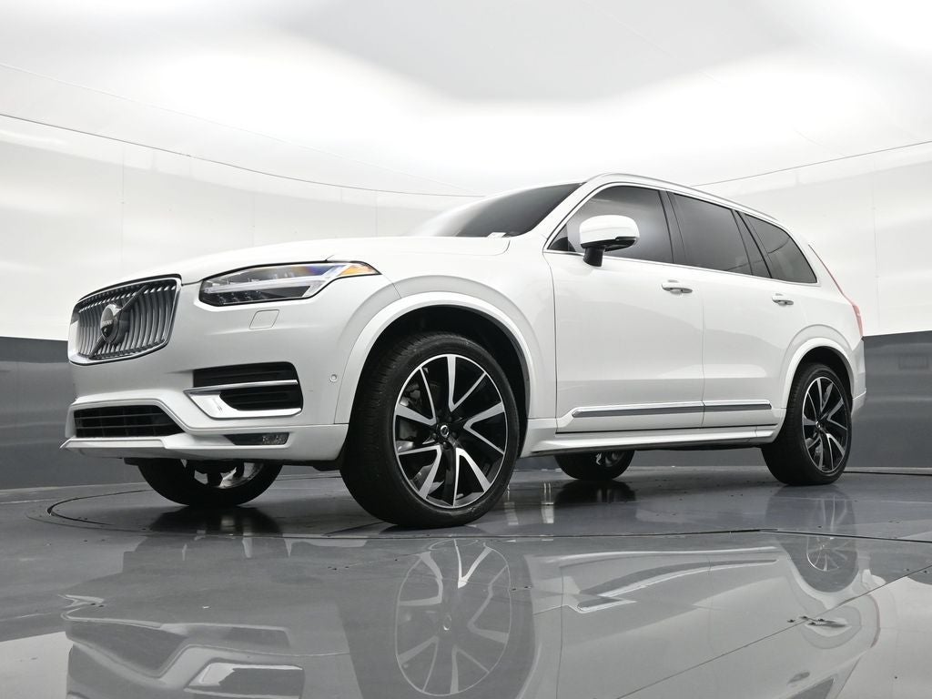 2024 Volvo XC90 B5 Plus