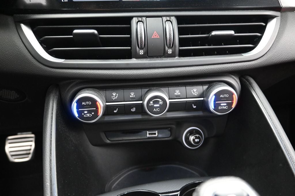 2024 Alfa Romeo Giulia Ti