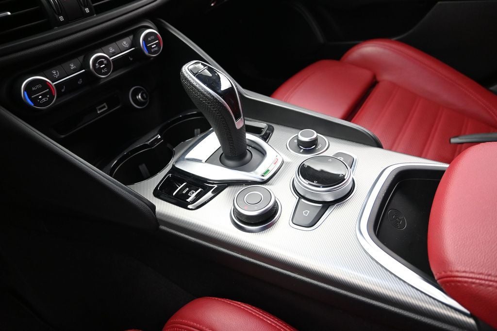 2024 Alfa Romeo Giulia Ti
