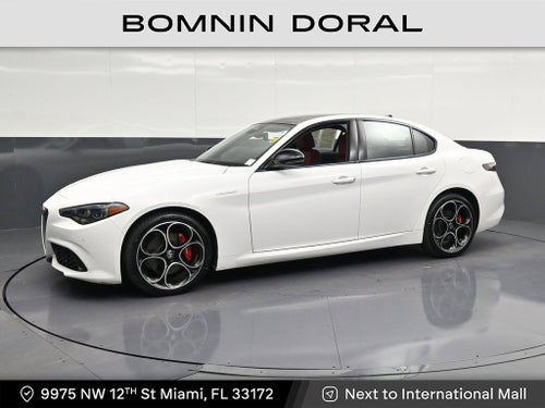 2025 Alfa Romeo Giulia Base