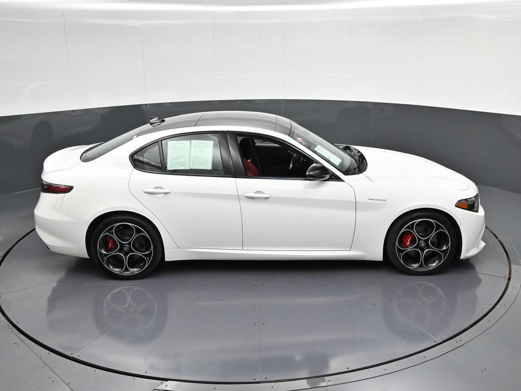 2025 Alfa Romeo Giulia Base