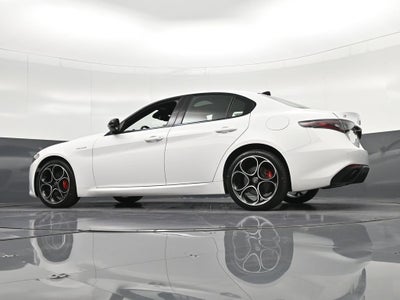 2025 Alfa Romeo Giulia Base