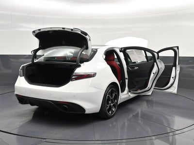 2025 Alfa Romeo Giulia Base