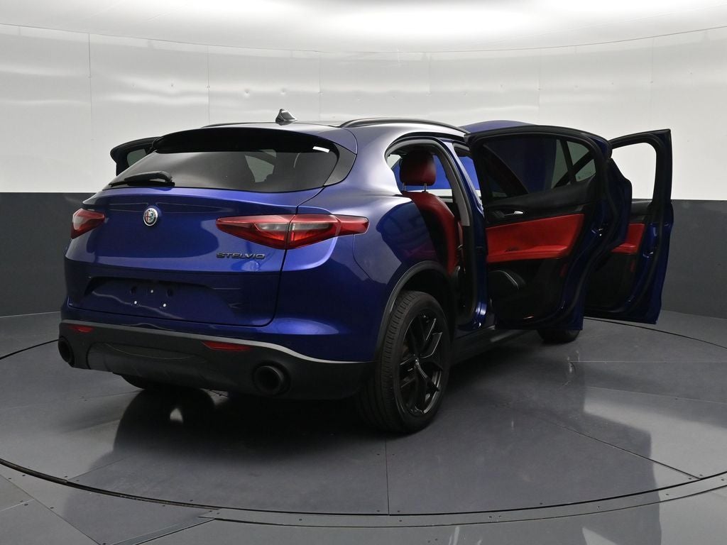 2020 Alfa Romeo Stelvio Base