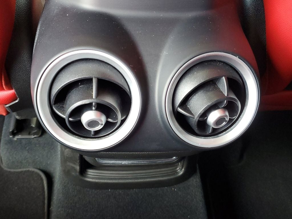 2022 Alfa Romeo Stelvio Veloce