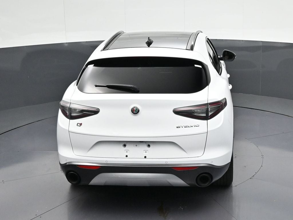 2024 Alfa Romeo Stelvio Ti
