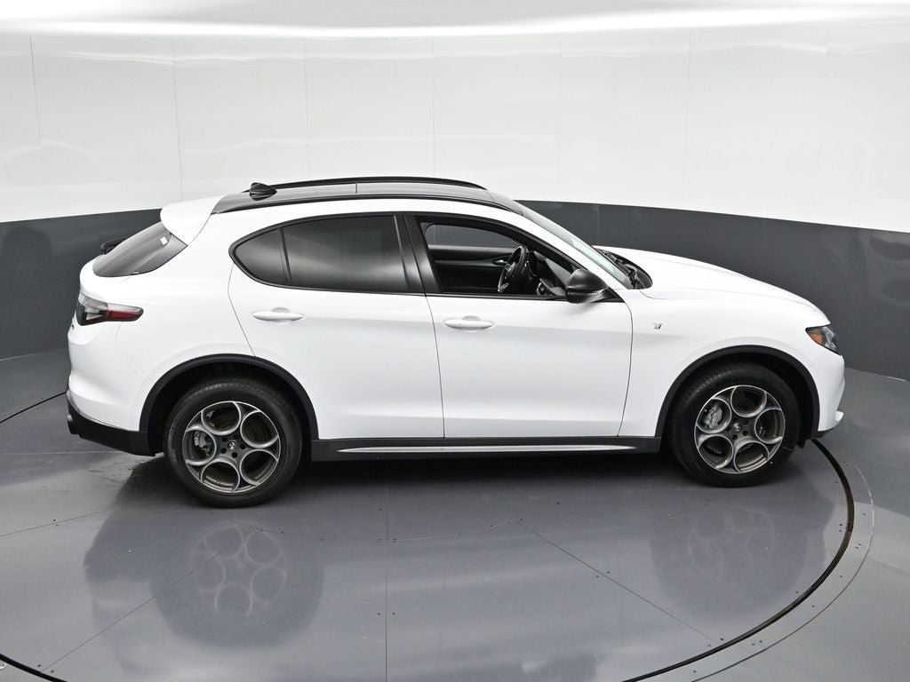2024 Alfa Romeo Stelvio Ti