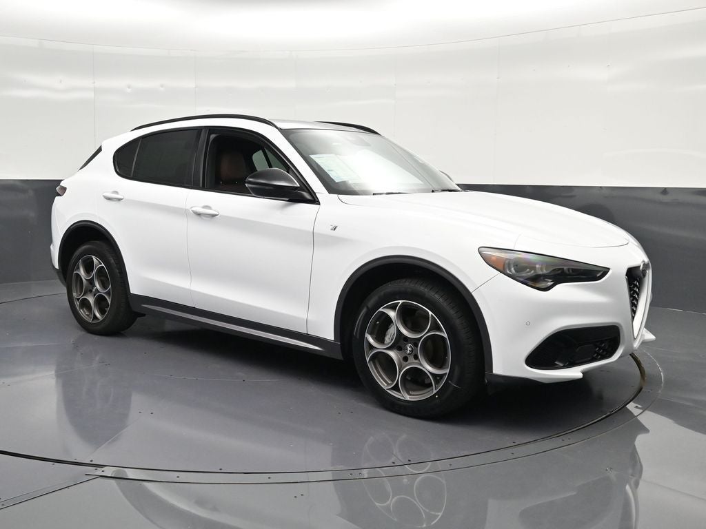 2024 Alfa Romeo Stelvio Ti