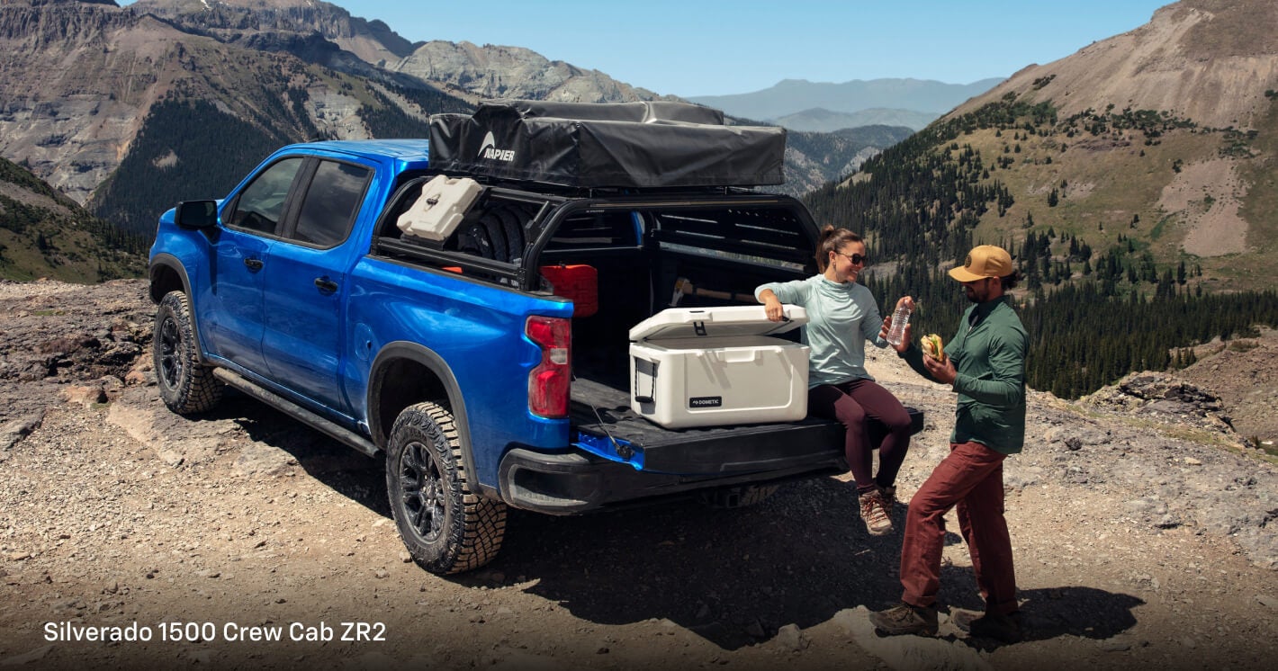 2025 Chevy Silverado 1500 vs. 2025 Ford F-150 Beds & Work Features